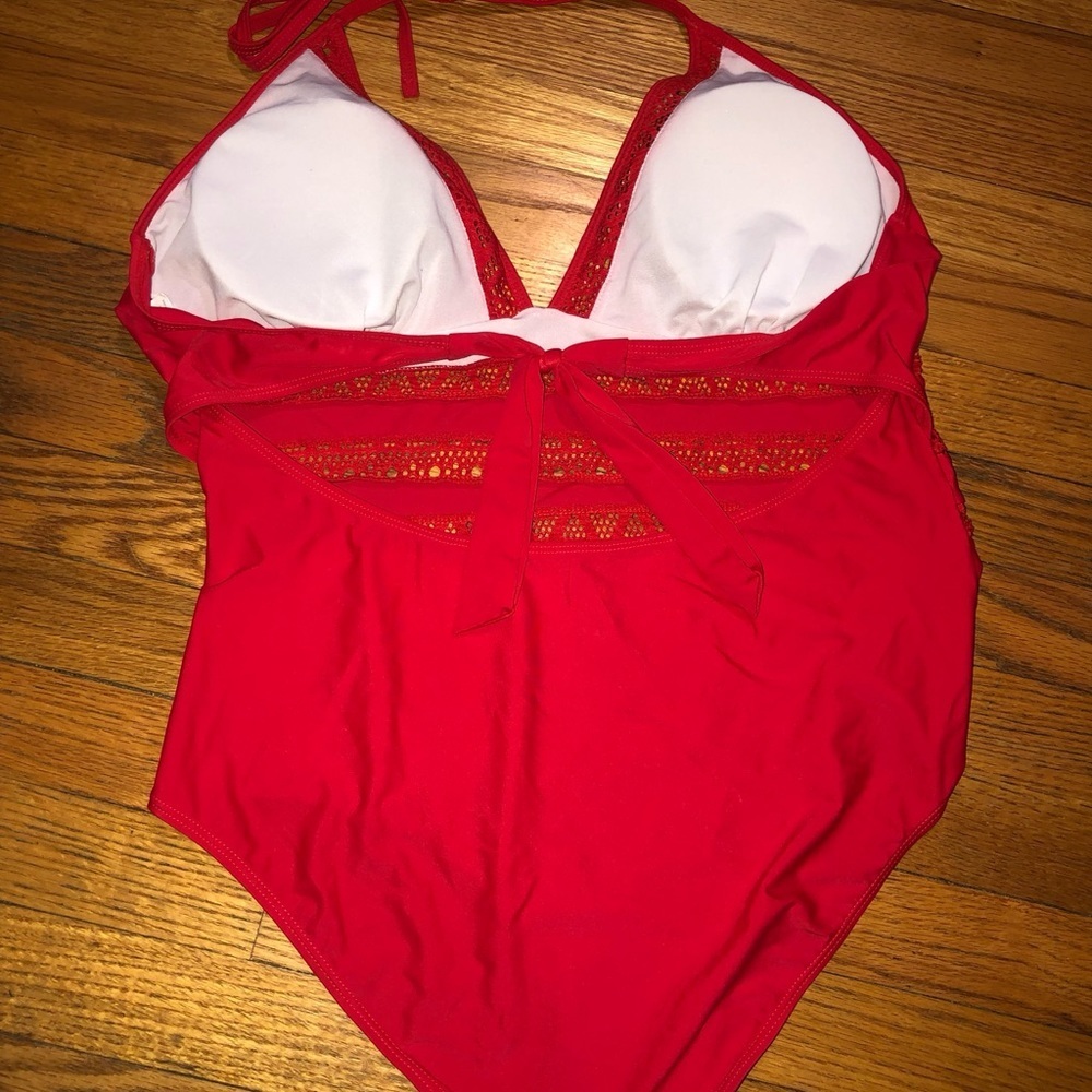 Swimsuit ❤️ - Picture 2 of 4